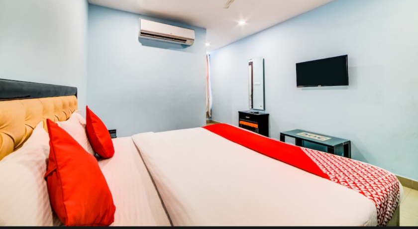 Hotel Diamond Park in Hyderabad