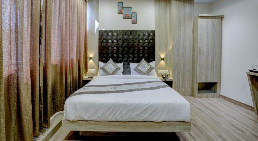 Hotel Arts International in Mumbai
