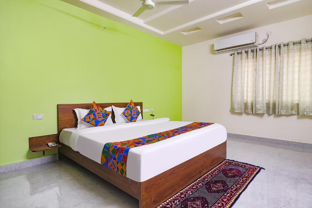Golden Heights Hotel in Hyderabad