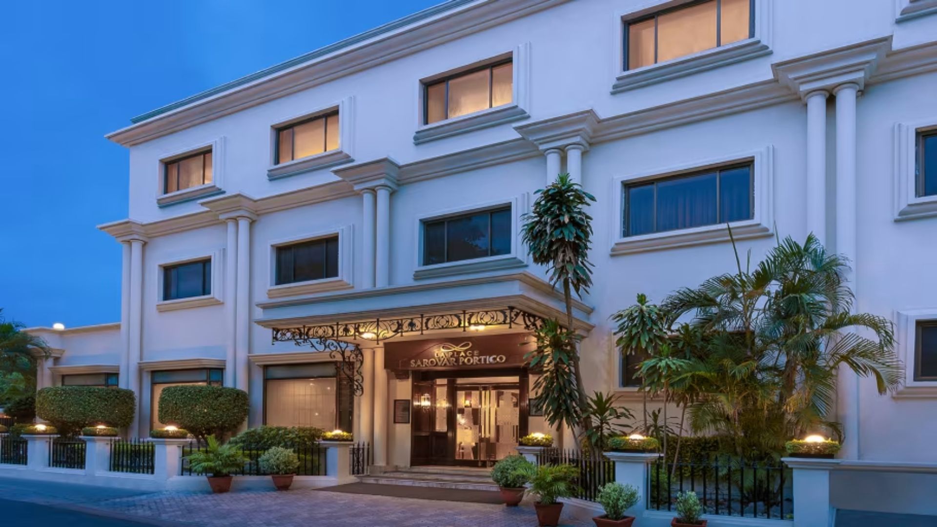 La Place Sarovar Portico in Lucknow