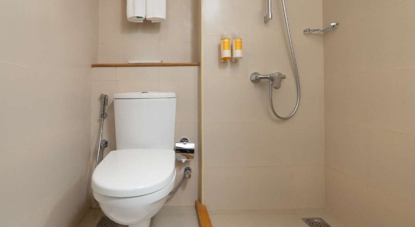 Bloom Hotel - BKC Kalina in Mumbai